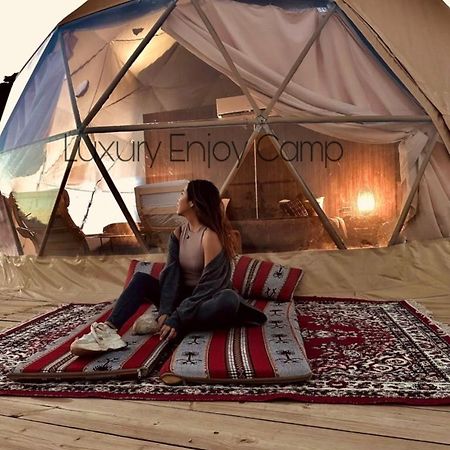Abdullah Luxury Camp Apartment Wadi Rum Ngoại thất bức ảnh