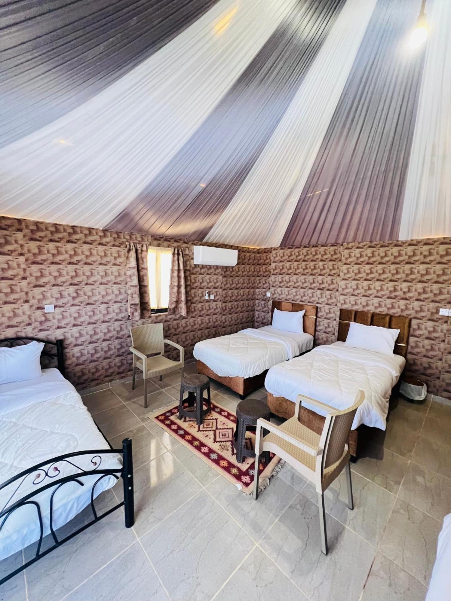 Abdullah Luxury Camp Apartment Wadi Rum Ngoại thất bức ảnh