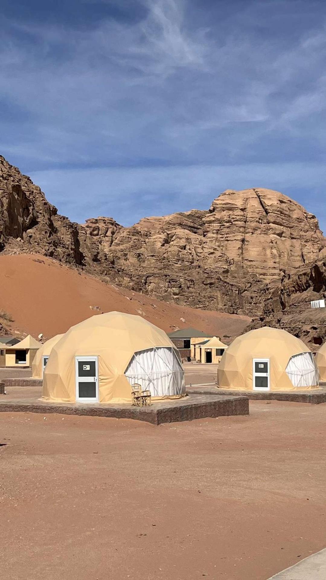 Abdullah Luxury Camp Apartment Wadi Rum Ngoại thất bức ảnh